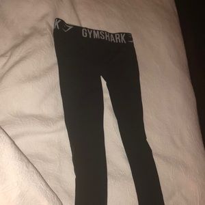 Gym shark fit leggings